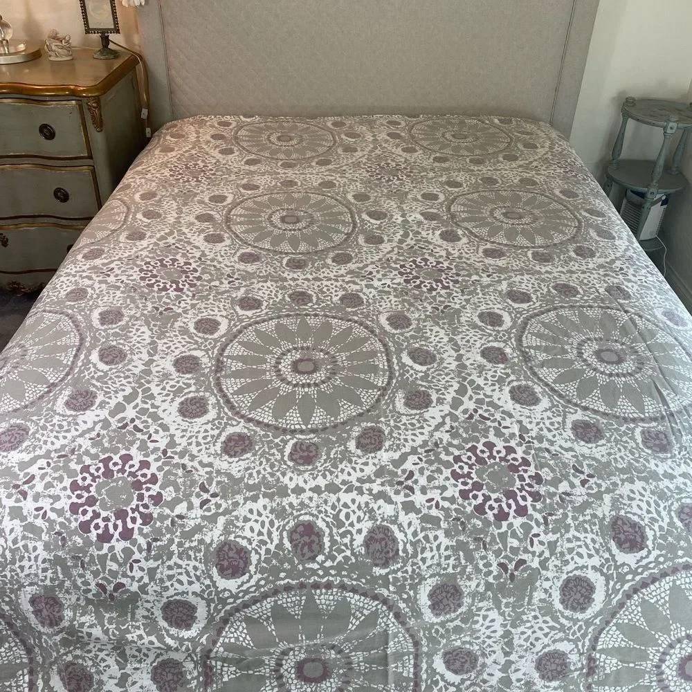 Floral Medallion Queen Duvet set  - Taupe and Mauve Queen